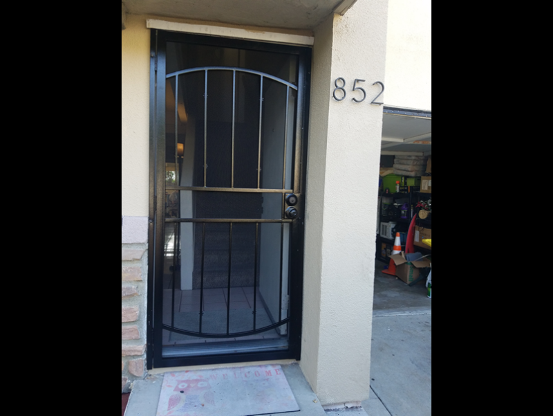 Vista Townhome: 852 Raintree Place