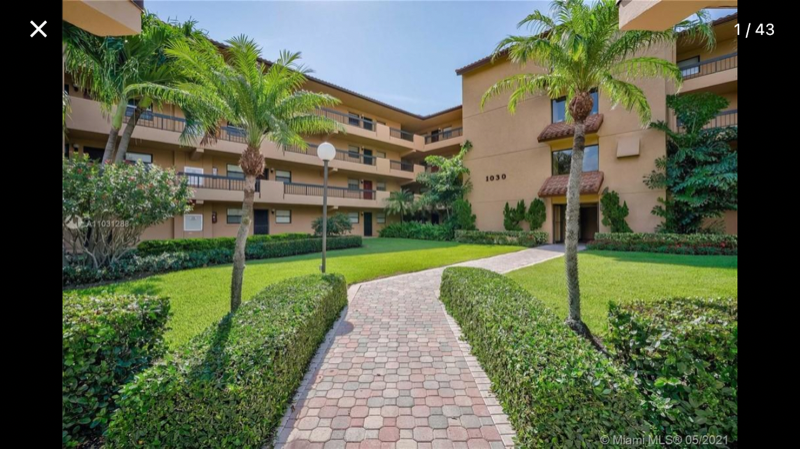 North Palm Beach Condo: 1030 US Highway 1