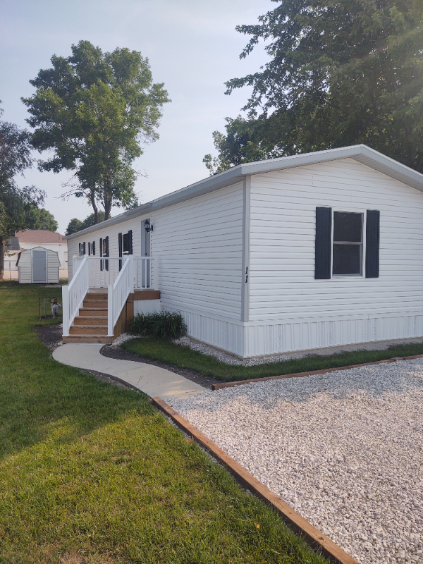 webster city Other: 911 West Avenue