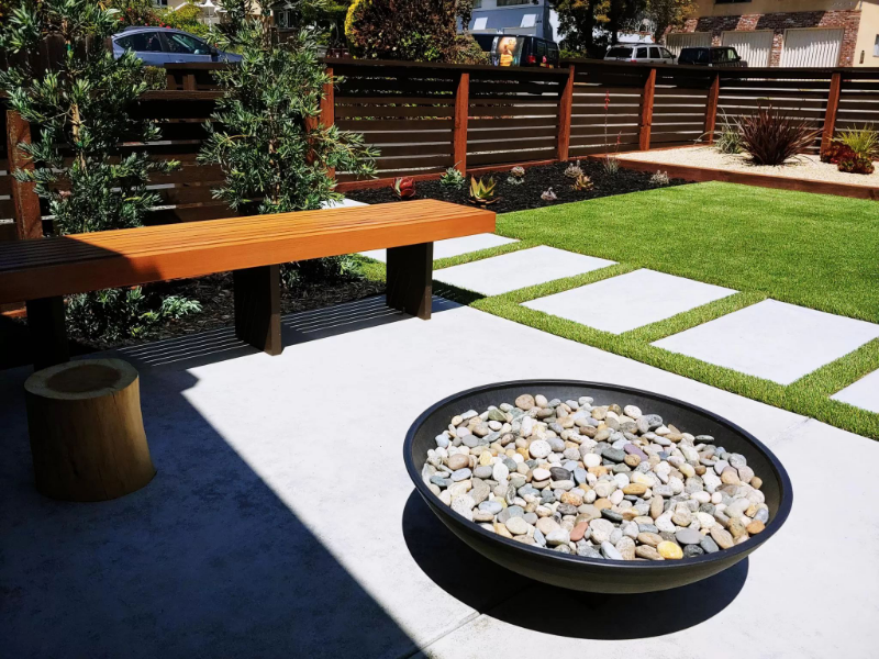 Oakland Other: 2933 Carmel St