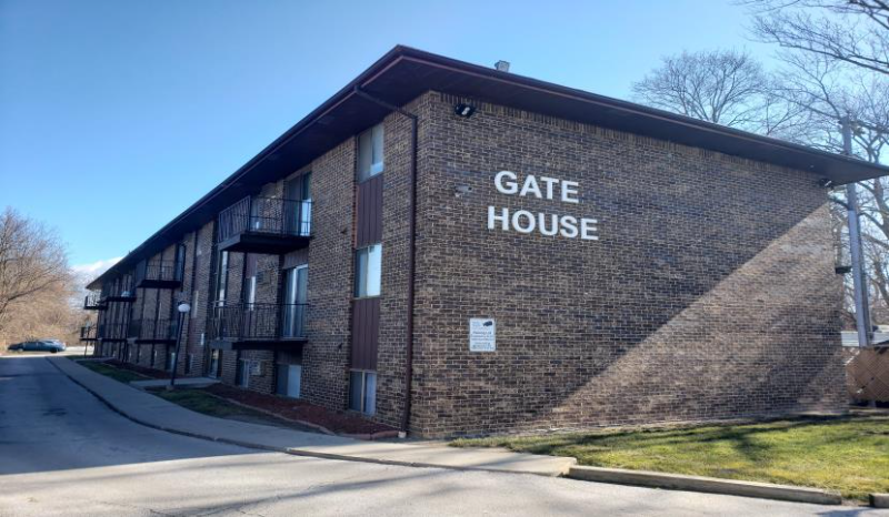 Toledo Apartment: 2424 - 2428 TREMAINSVILLE RD