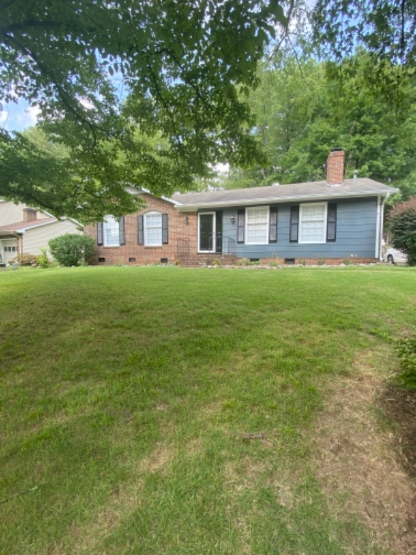 Raleigh House: 5912 Wintergreen Drive