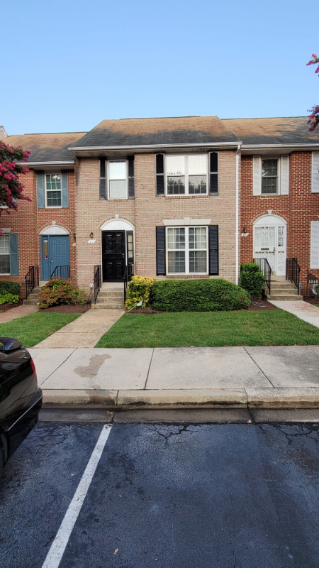 Hyattsville House: 1017 Higgins Way