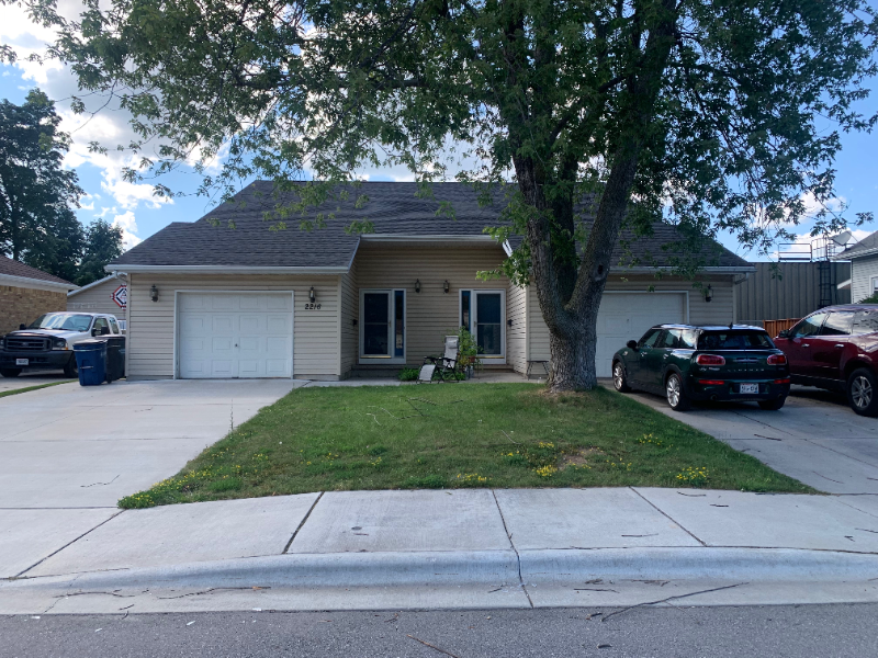 Green Bay Multiplex: 2216 Woodrow Way