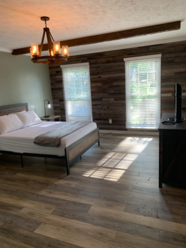 Fayetteville House: 7788 Pintail Drive