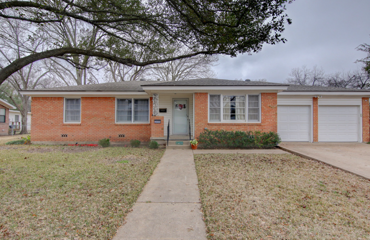 Waco House: 2408 N 49th St