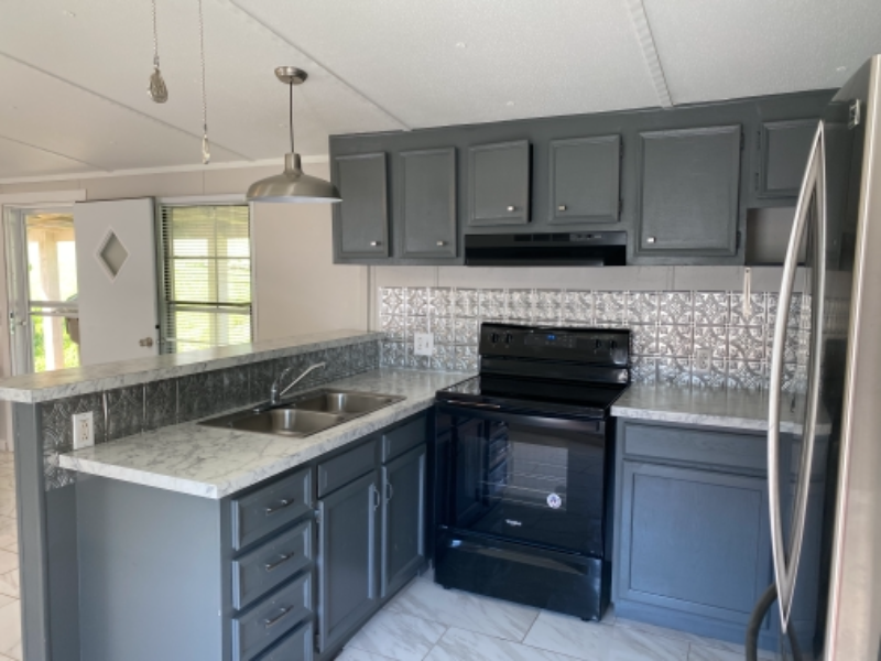 Knoxville Other: 833 Lovell Road