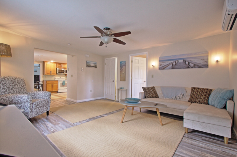 Hummelstown Apartment: 123 A South Railroad St