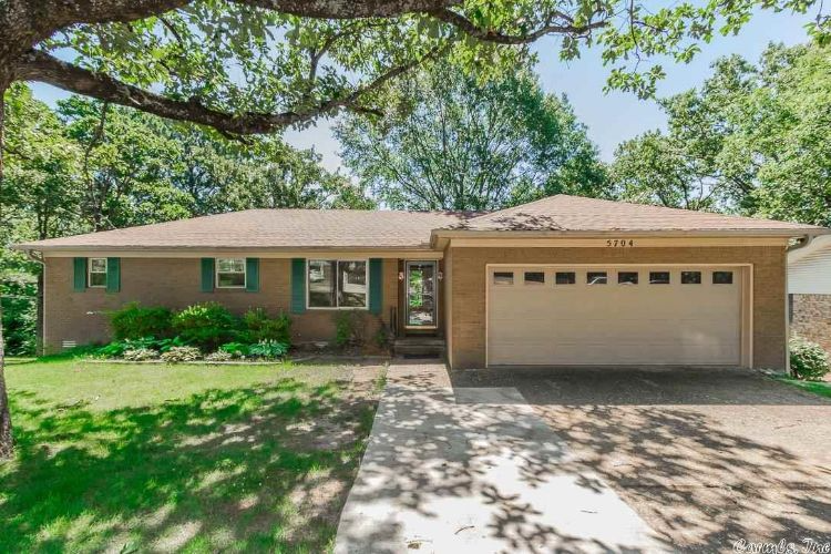 North Little Rock House: 5704 Belle Point Rd