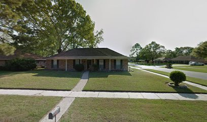 Baton Rouge House: 3402 Pioneer Dr