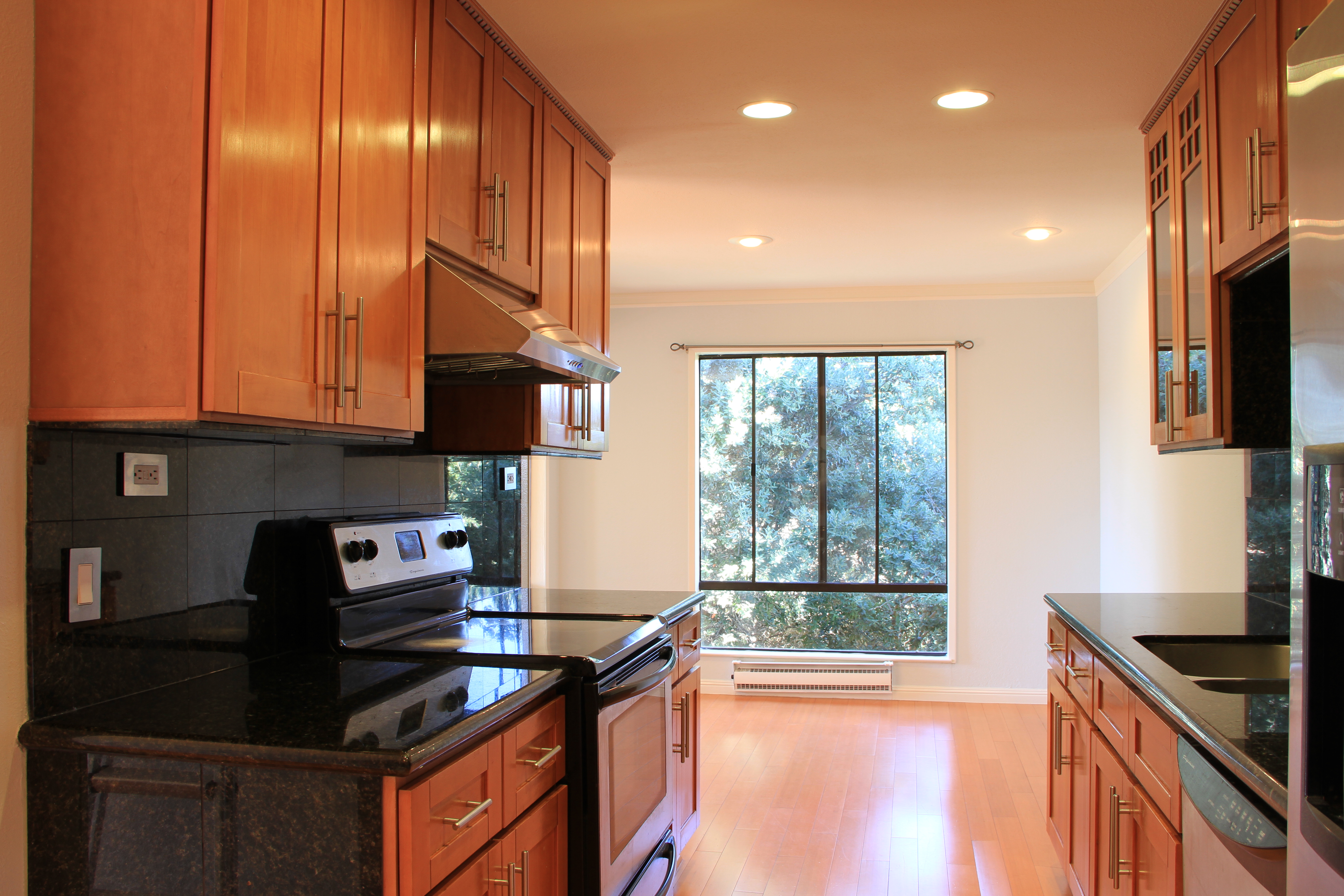 EMERYVILLE Condo: 4 ADMIRAL DRIVE