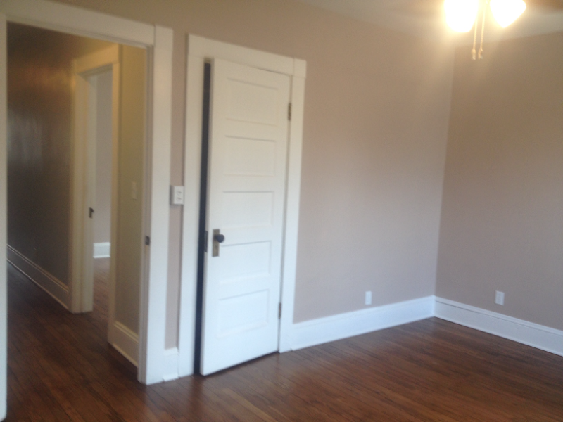 Cleveland Apartment: 4125 East 71st Street