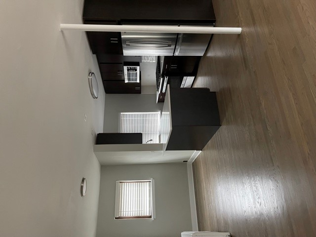 Evanston Apartment: 605 Sheridan