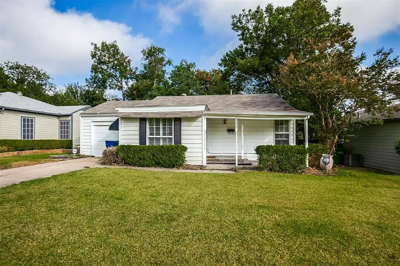 Garland House: 1425 Cedar Crest Drive