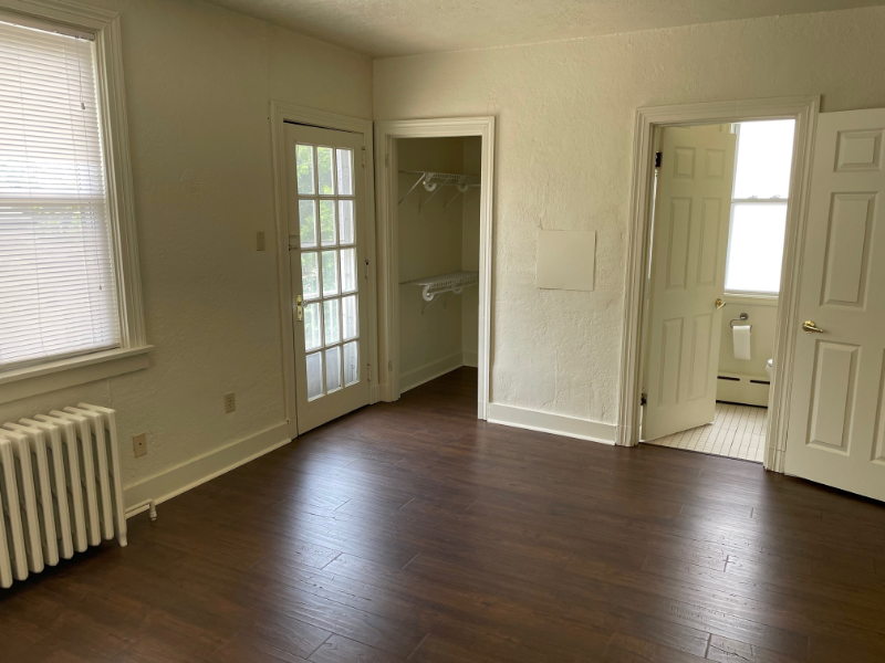 Pittsburgh Apartment: 5149 5th Avenue