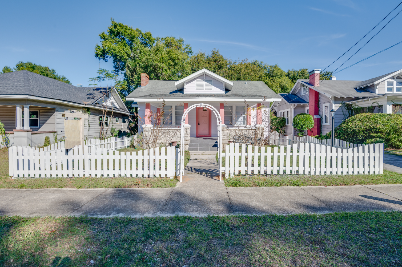 Eustis House: 427 Washington Ave