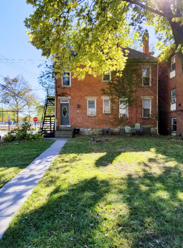 Columbus Apartment: 462 King Ave