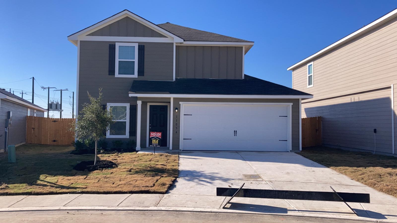 Converse House: 11054 Eyelet Hbr