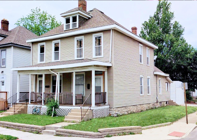 Columbus Townhome: 144 E Maynard Ave