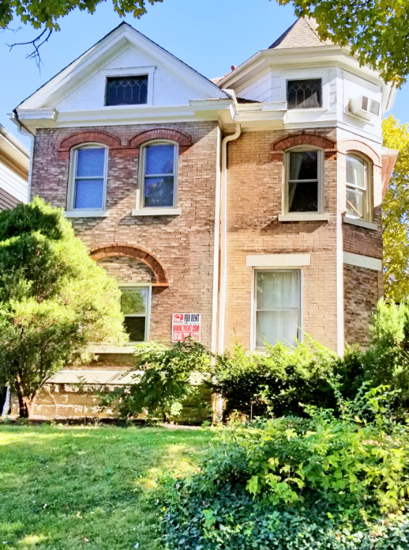 Columbus Apartment: 1490 Michigan Ave