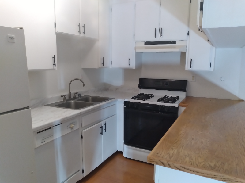 Lomita Condo: 25925 Narbonne Ave