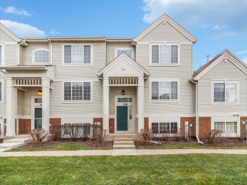 Cary Townhome: 128 New Haven Dr