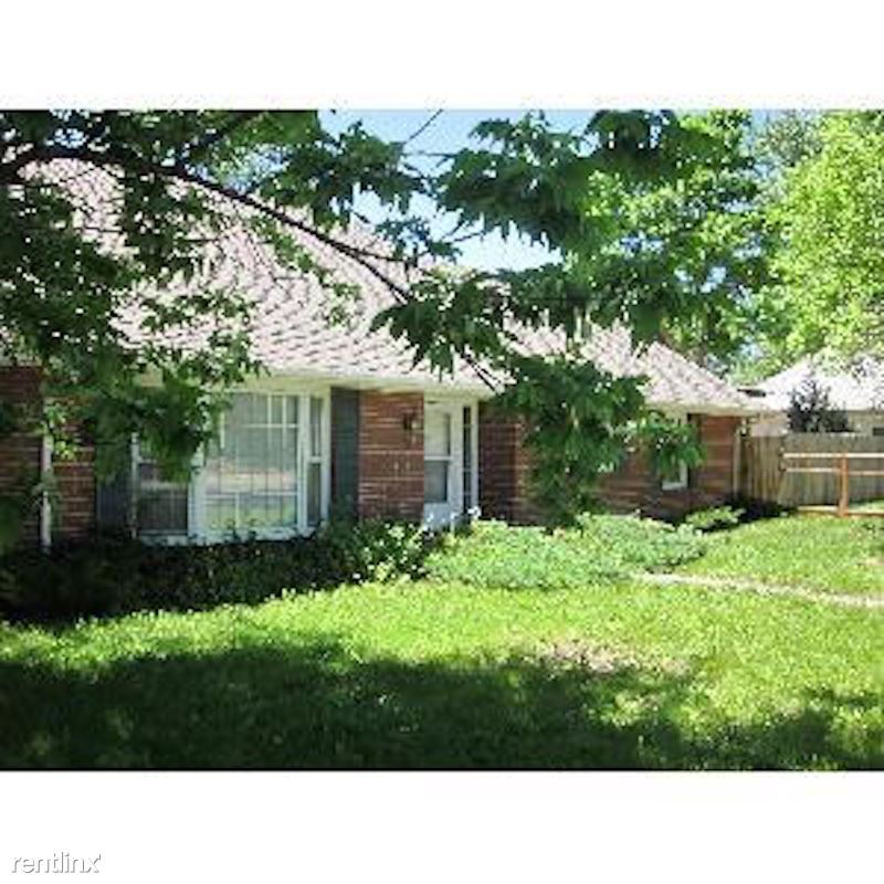 Fort Collins House: 215 E Prospect Rd