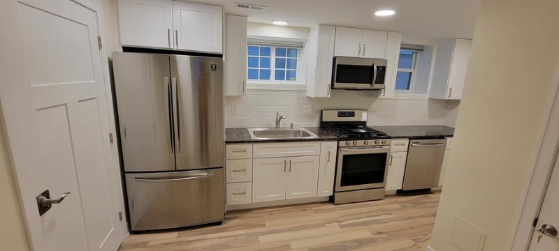 Chicago Multiplex: 6119 N Wolcott Ave