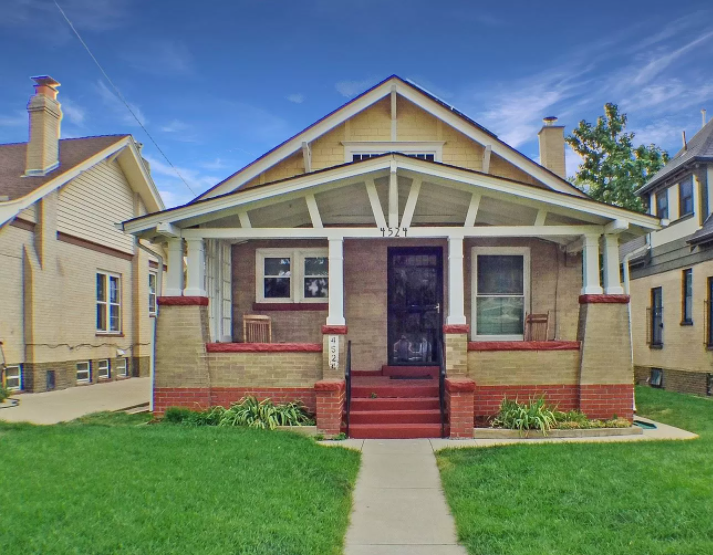 Denver House: 4524 Beach Ct