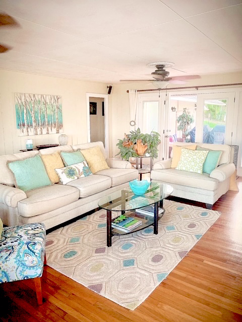 Aiea House: 99 -1790 Hoapono Pl