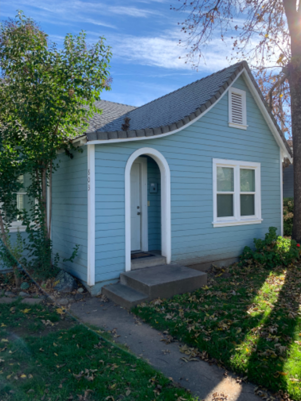 Redding Townhome: 803 Fell St