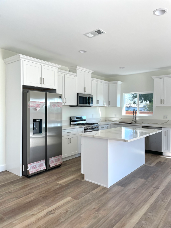 Tustin House: 1436 Kenneth Dr