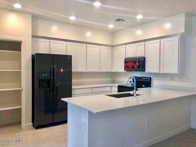 Gilbert Condo: 2740 S EQUESTRIAN DR