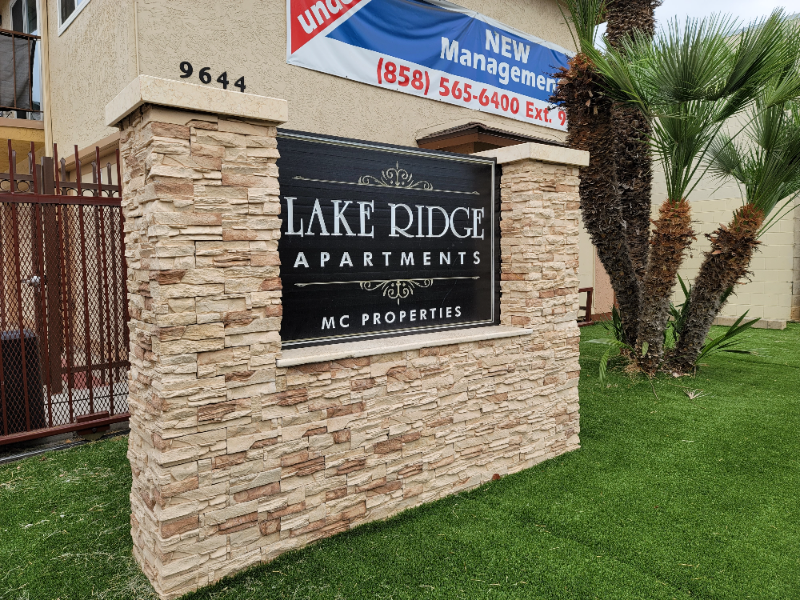 Lakeside Apartment: 9652 Winter Gardens Blvd.