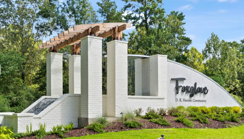 Walker House: 33419 Hyacinth St.