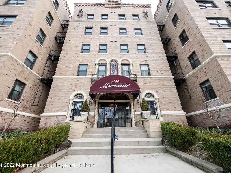 Asbury Park Condo: 1700 Webb St