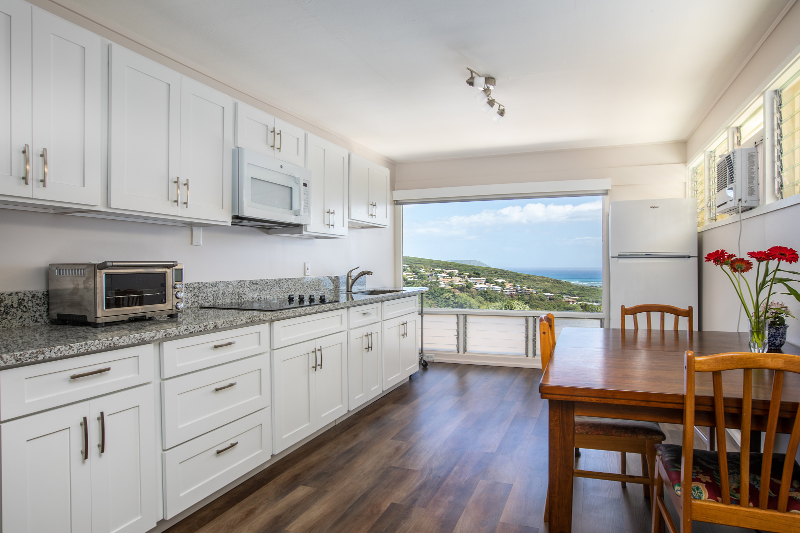 Honolulu House: 1603 A Paula Drive