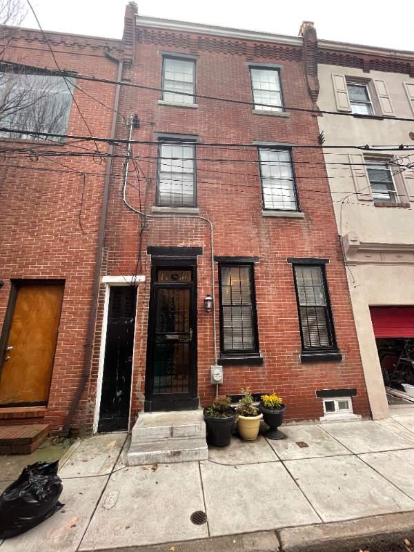 Philadelphia Townhome: 1736 Rodman Street