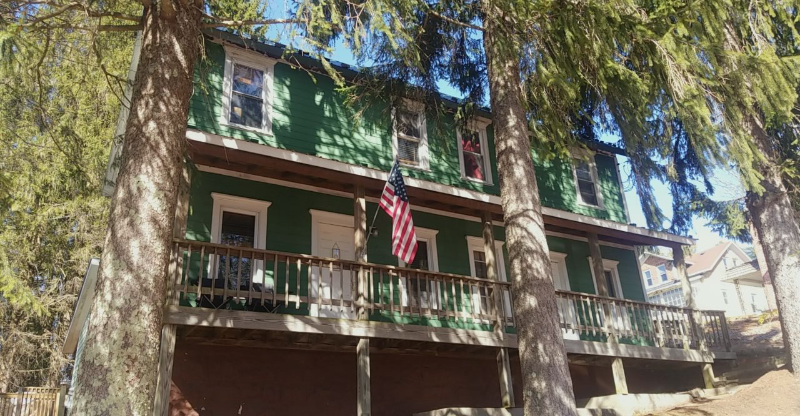 Thomas Multiplex: 35 First Street