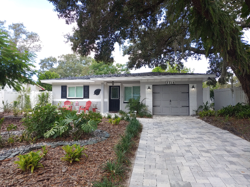 CLEARWATER House: 2216 CAPRI DRIVE