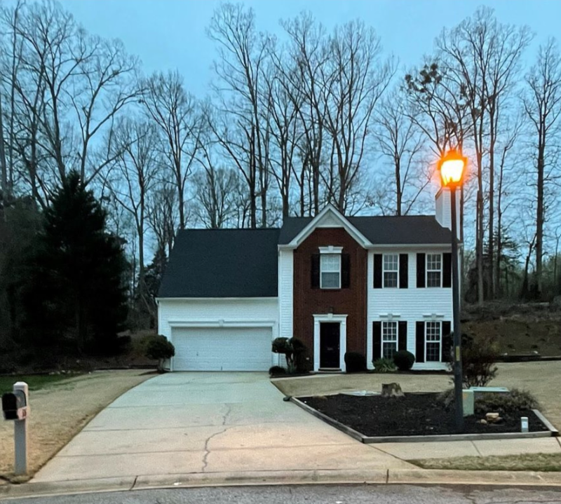 Greenville House: 326 Whixley Lane