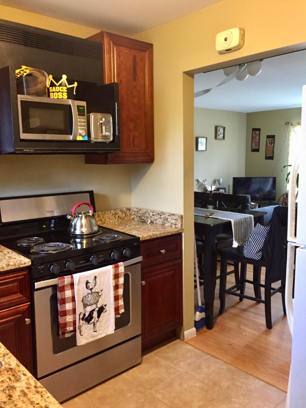 Royal Oak Condo: 2808 W 13 Mile Road