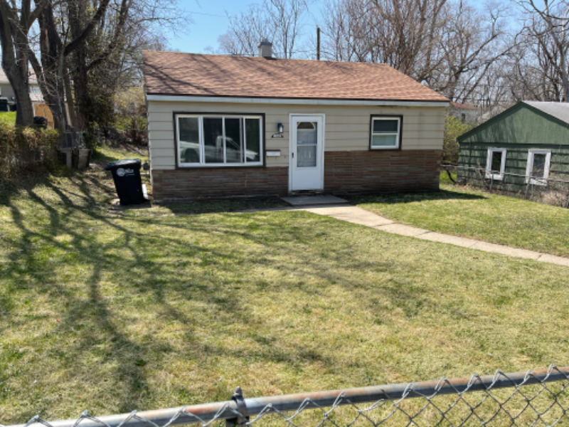 Omaha House: 3905 Burdette St