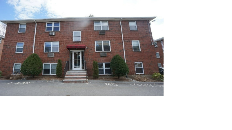 Woburn Condo: 35 Montvale Ave