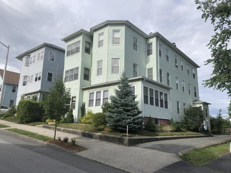 Worcester Apartment: 6 Almont Ave