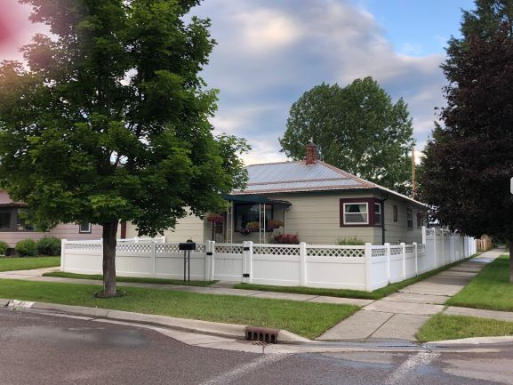 Whitefish House: 35 Columbia Avenue