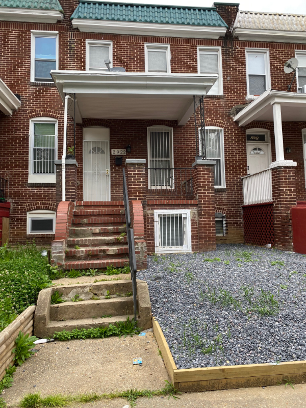 Baltimore Townhome: 2922 Grantley Ave