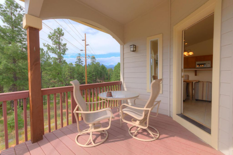 FLAGSTAFF House: 1315 E HATCHER DRIVE