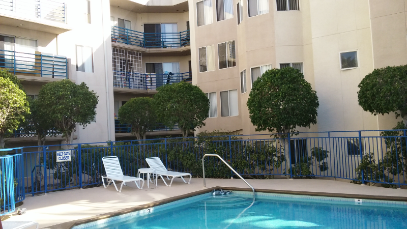 Los Angeles Apartment: 444 S Occidental Blvd
