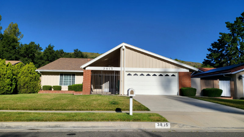 Agoura Hills House: 3815 Patrick Henry Place